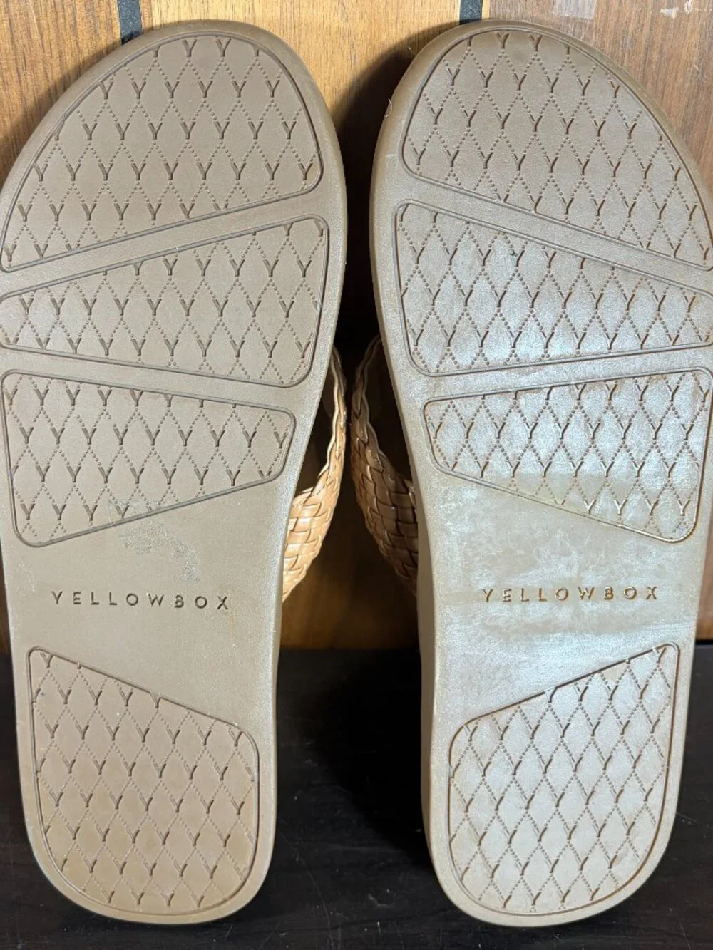 Yellow Box Gracia Sandals Flip Flops Basketweave Strap Tan Womens Sz 11 - EUC - Picture 8 of 9